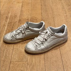 Balenciaga Arena Low top white sneakers